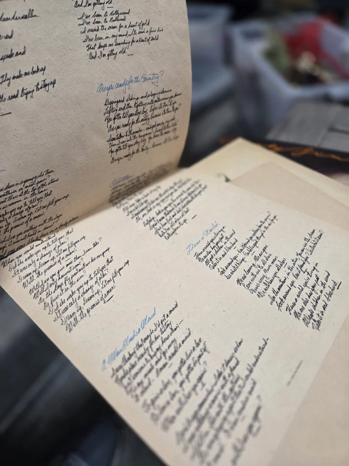 Neil Young 1972 'Harvest' Vintage Vinyl Lp Album Classic Rock W Insert  - Image 4 of 4