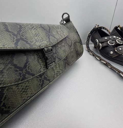 Bolso Bandolera DIESEL Serpiente-Hombro Cuero Fuzzykon Como Nuevo Sin Usar - Imagen 9 de 11