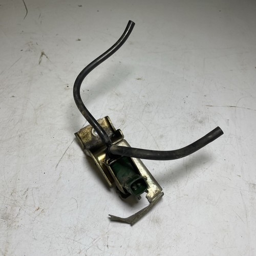 OEM NISSAN INFINITI OEM EGR VÁLVULA INTERRUPTOR SOLENOIDE VACÍO AESA123-12 - Imagen 8 de 8