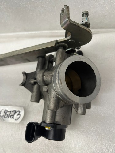 MOTO GUZZI V7 CAFE 2009 THROTTLE BODY GENUINE OEM LOT96 96C8723 - M1872 - Picture 9 of 18