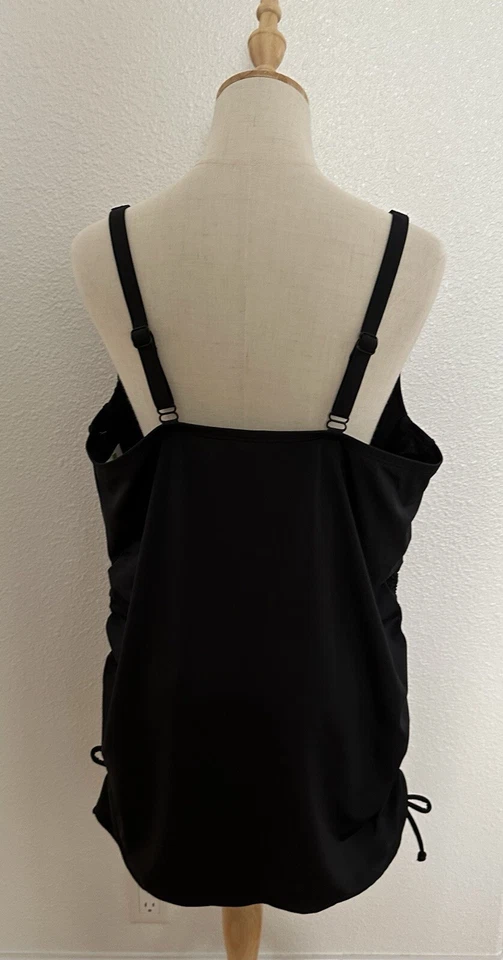 Top de baño Lane Bryant Tankini Cacique negro 42 C Foto 2 de 3