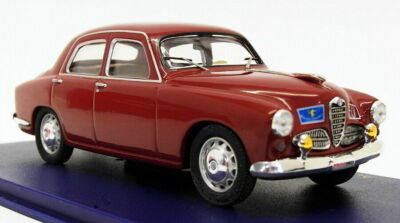 ALFA ROMEO 1900 berlina anni 50. Curiosità, scheda, VIDEO e FOTO