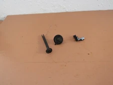 1975 Johnson 4W75A 4 hp Outboard Choke Lever and Plastic Knobs