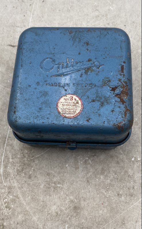 Optimus 8R Portable Gasoline Compact Camping Stove With Metal Case