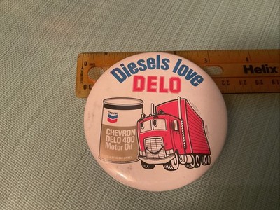 Vintage DELO CHEVRON DIESEL Motor Oil Metal Pin (semi-truck)