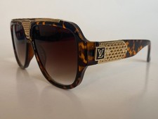 Louis Vuitton Sunglasses Brown Tortoise Frame Gold Accents