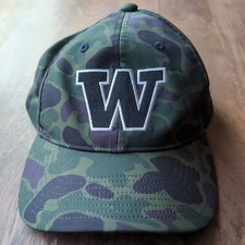 adidas Baseball Cap Mens OS Green Camo Washington Huskies Military Appreciation