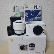 Condition Nikon1 J1 Mirrorless Camera Well Equipped Accessories White