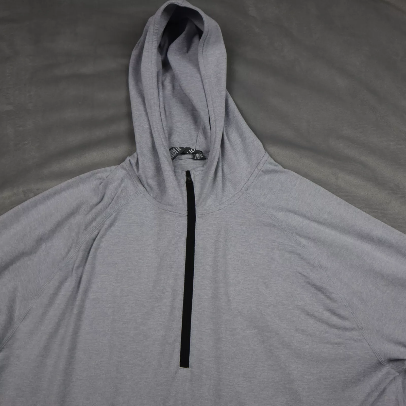 vuori ponto performance sweatshirt athleisure hoodie