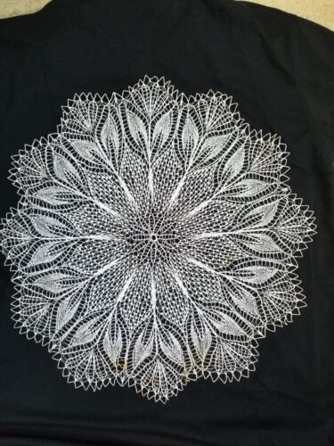 Vintage (1960s) Fine BOBBIN Pin Collectible Lace Doily, Large 22” Round, Moravia - Afbeelding 1 van 4