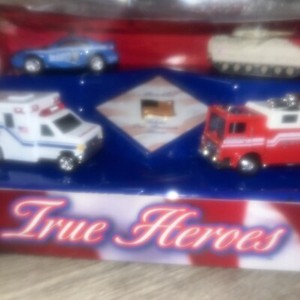 Matchbox "True Hero's " Set