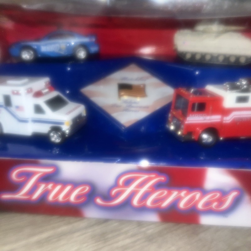 Matchbox "True Hero's " Set