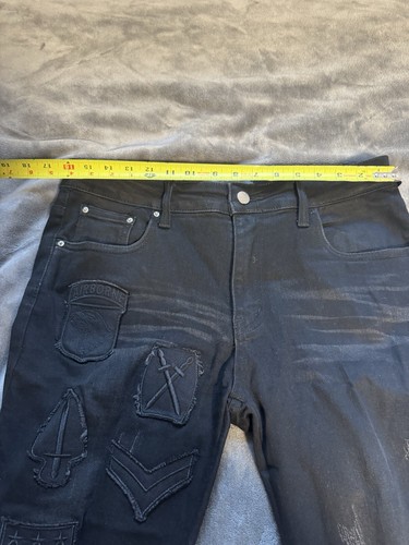 Size 32 - Black Amiri Jeans - Picture 8 of 11