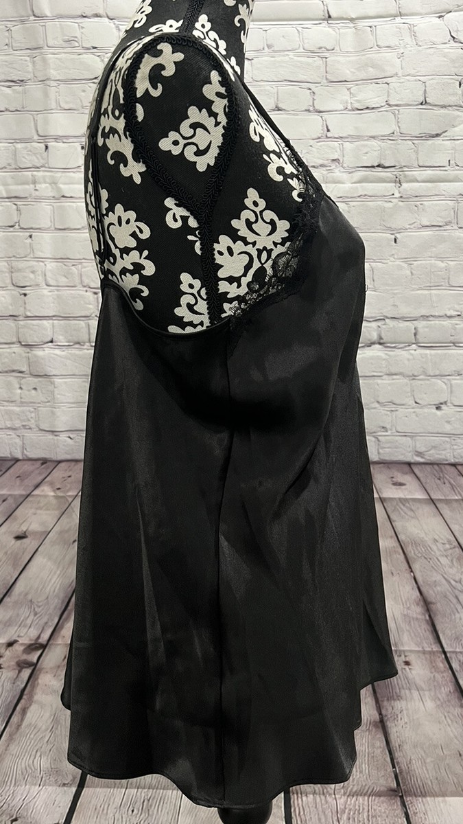 VTG Y2K Cabernet Women's Black Silky Satin Butterfly Shape Laced