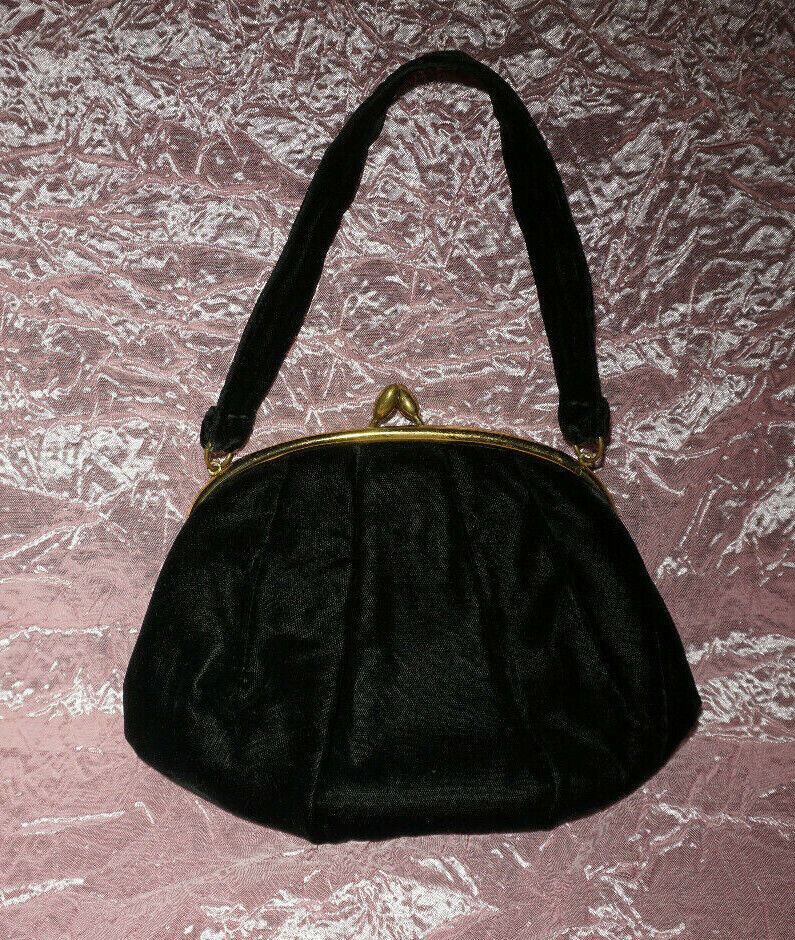 s-l1200.jpg s-l1200.jpg