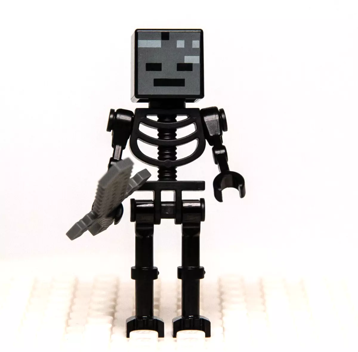 LEGO Minecraft Minifigure Wither Skeleton (Genuine Pre-Owned)