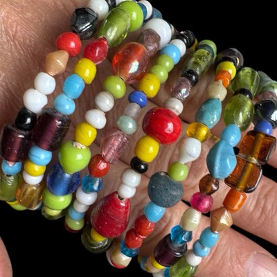 Vintage Memory Draht mehrfarbig Boho Hippie Wickelarmband / Perlen Manschette