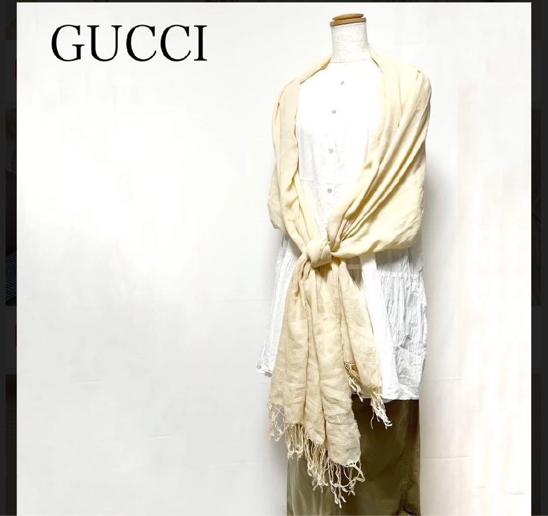 GUCCI Foulard à franges jaune crème accessoire de mode élégant pour toutes saisons