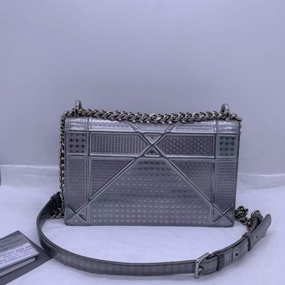 Christian Dior DIORAMA ディオラマ チェーンシバッグ DIOR Diorama Chain Bag Shoulder Bag Silver Metallic Leather Flap