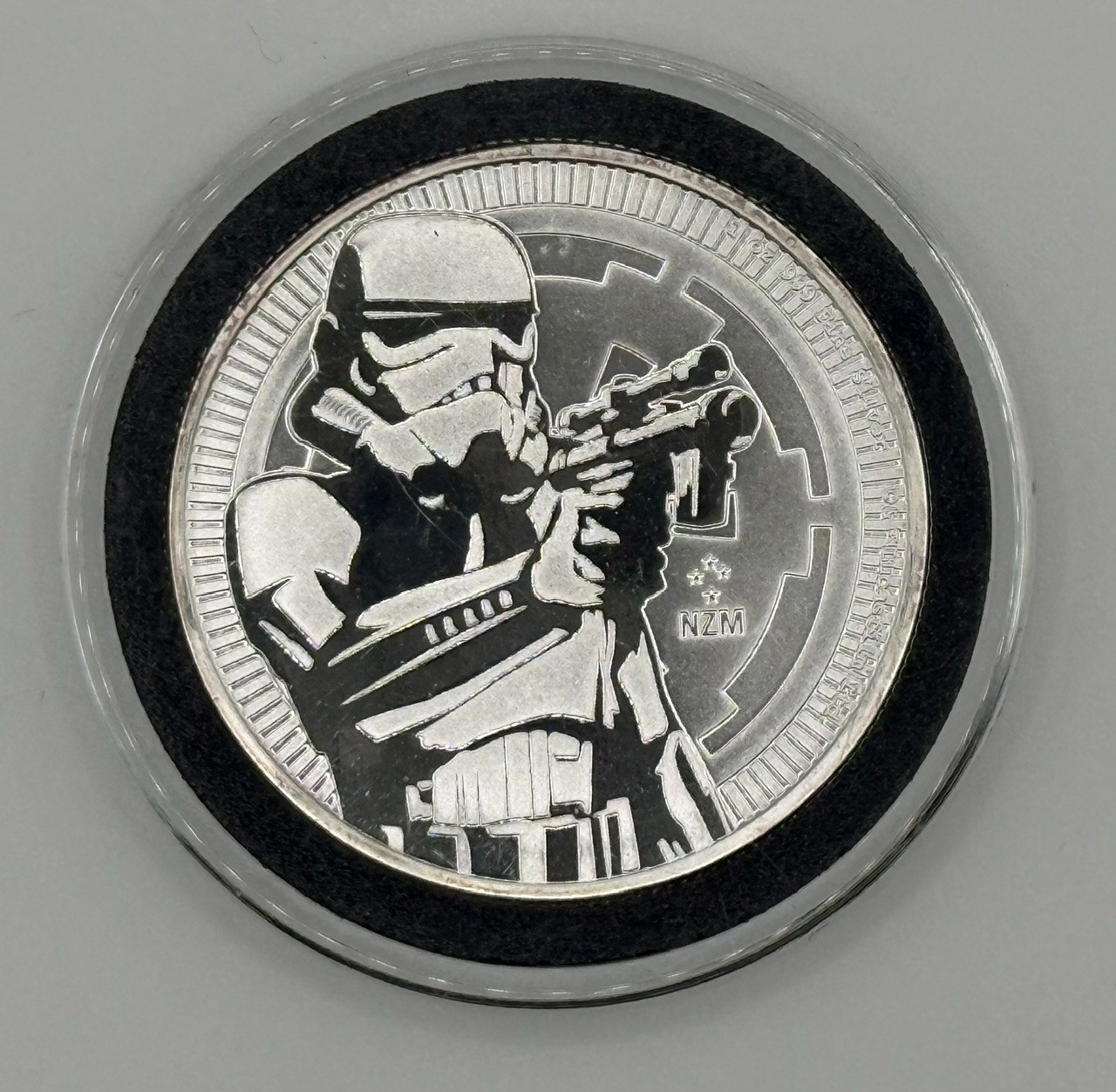 2018 NIUE Stormtrooper 1 Oz Star Wars Trading Silver Coin in Capsule