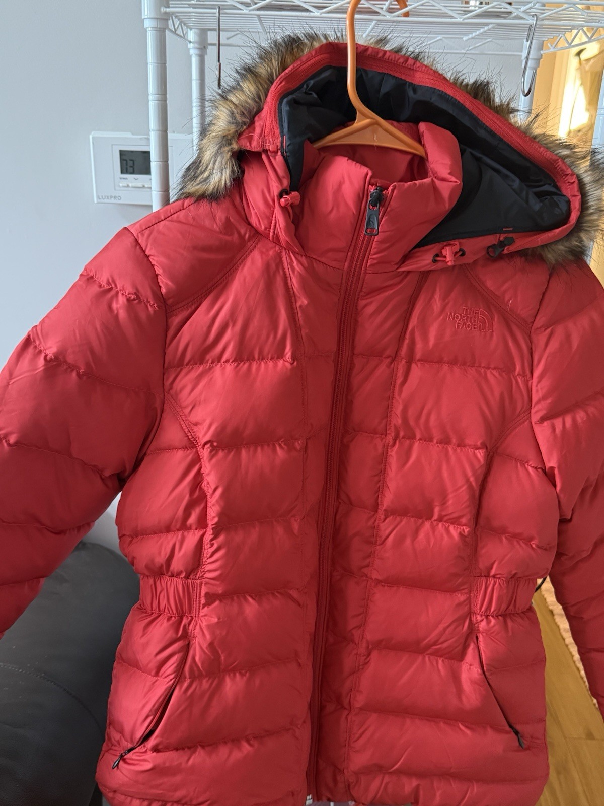 The North Face Womens Black Down Puffer Jacket 550 Fill Power Faux Fur Hood M