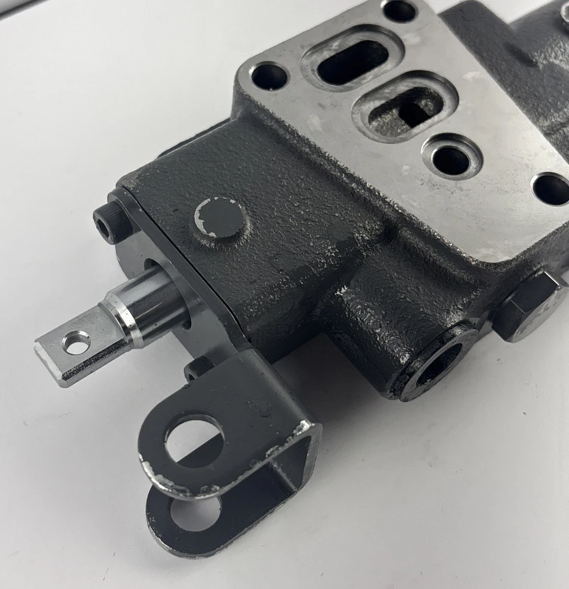 Genuine Kubota YW312-0011 Acting Hydraulic Valve Assembly photo 6