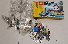 LEGO PIRATES TREASURE ISLAND 70411 Box And Parts Only