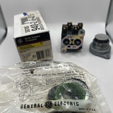 GE CR2940UA203E Heavy Duty Oiltight Pushbutton Switch 1NO 2NC Green Ring