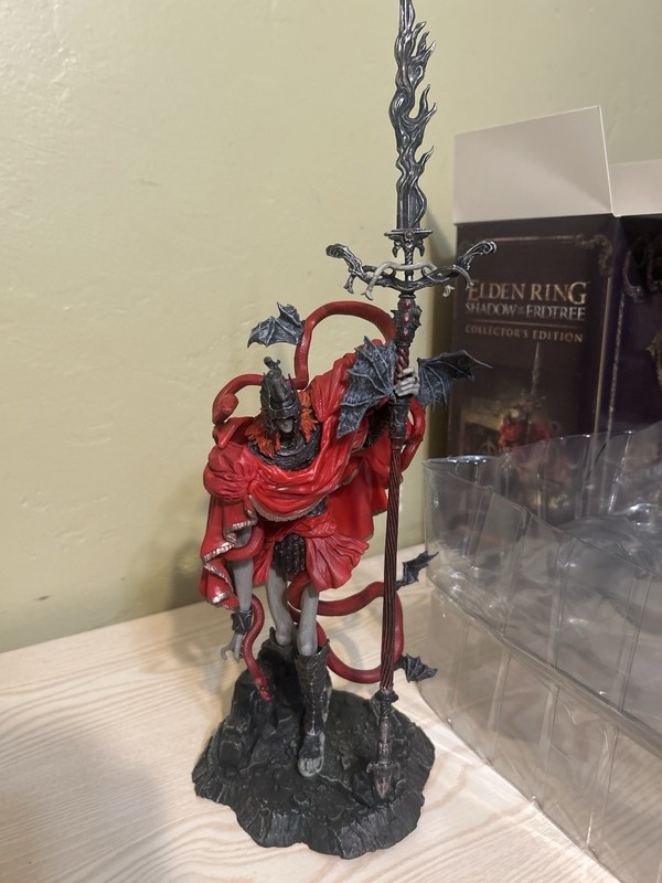 Elden Ring Shadow of the Erdtree Collector's Edition Statue - Elden Ring Series