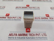 Omron E5CS-R1PX-521 Temperature Controller 3A 250V AC