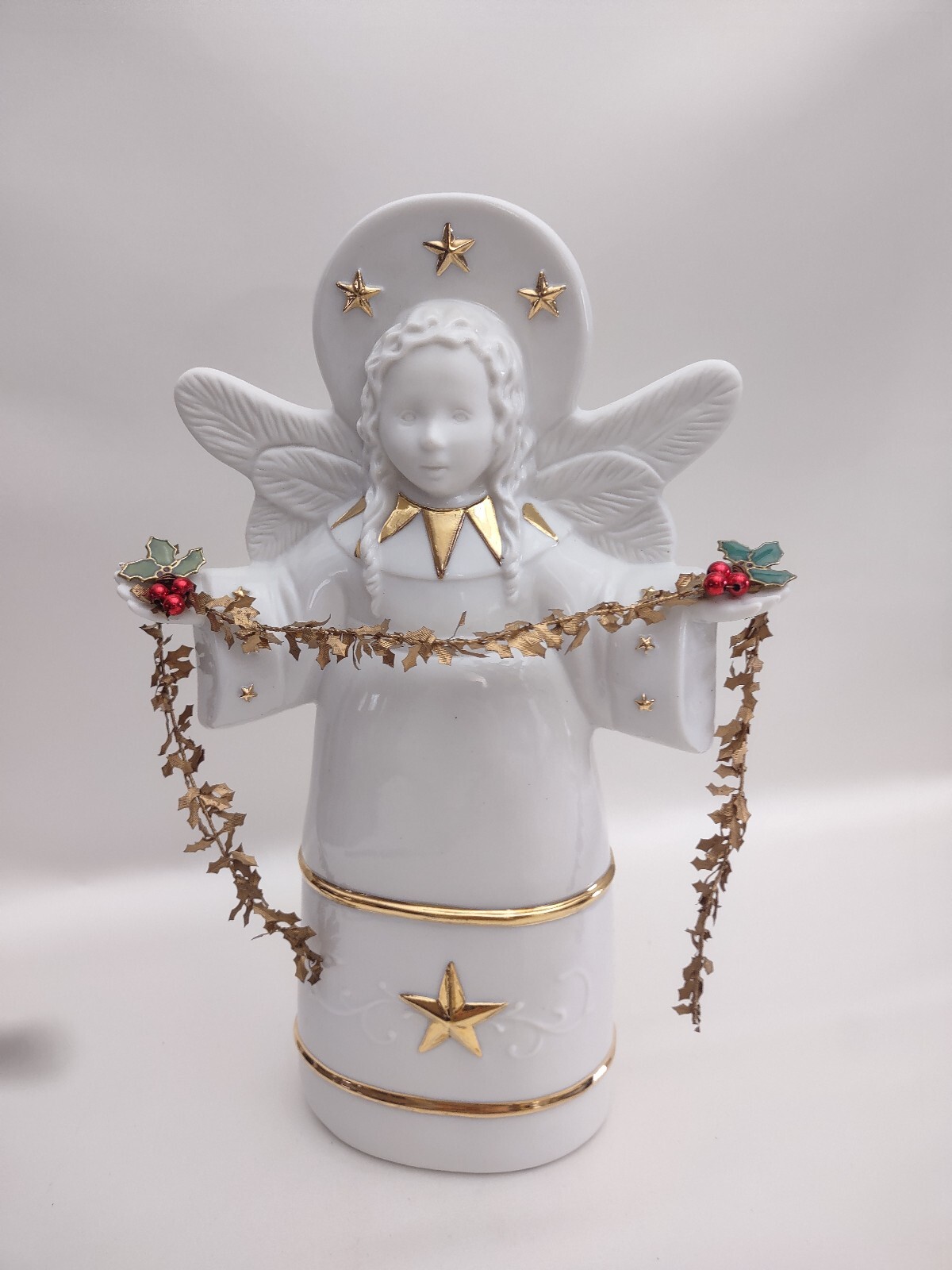 Vintage 2002 Hallmark Ceramic Christmas Angel Holiday Decor  