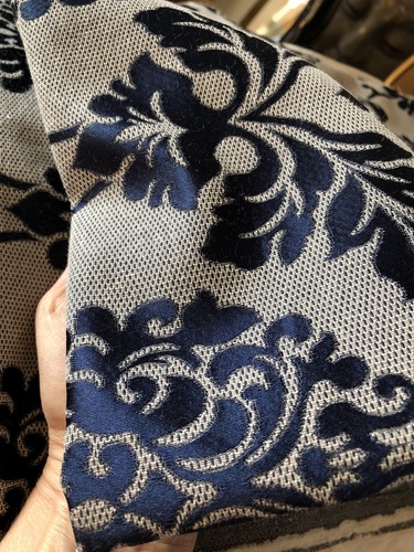 3.5Y Filigree Crests Polished Navy Matte Winter White Cotton Jacquard Fabric Rem - 第 8/8 張圖片