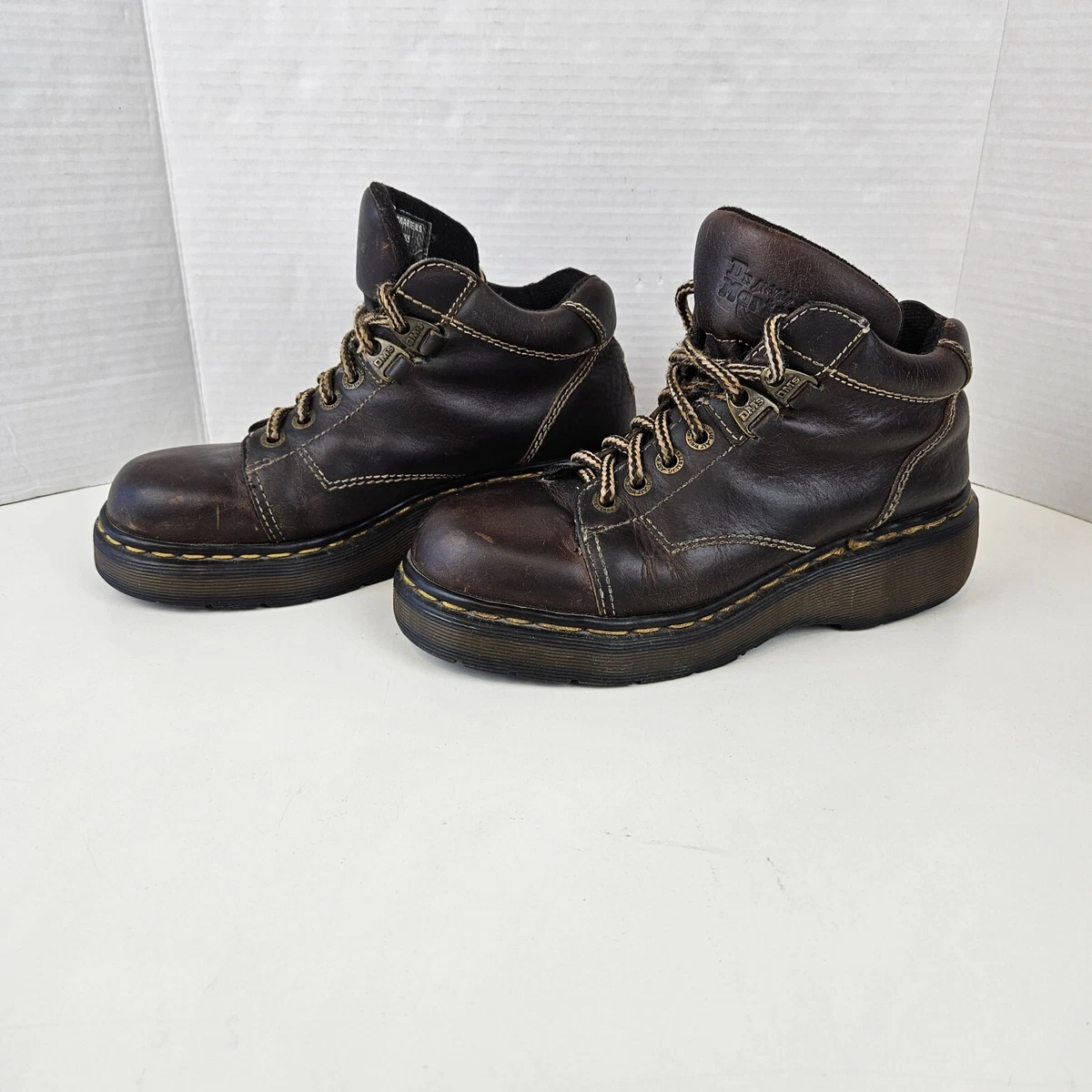 Dm 146 shop boots