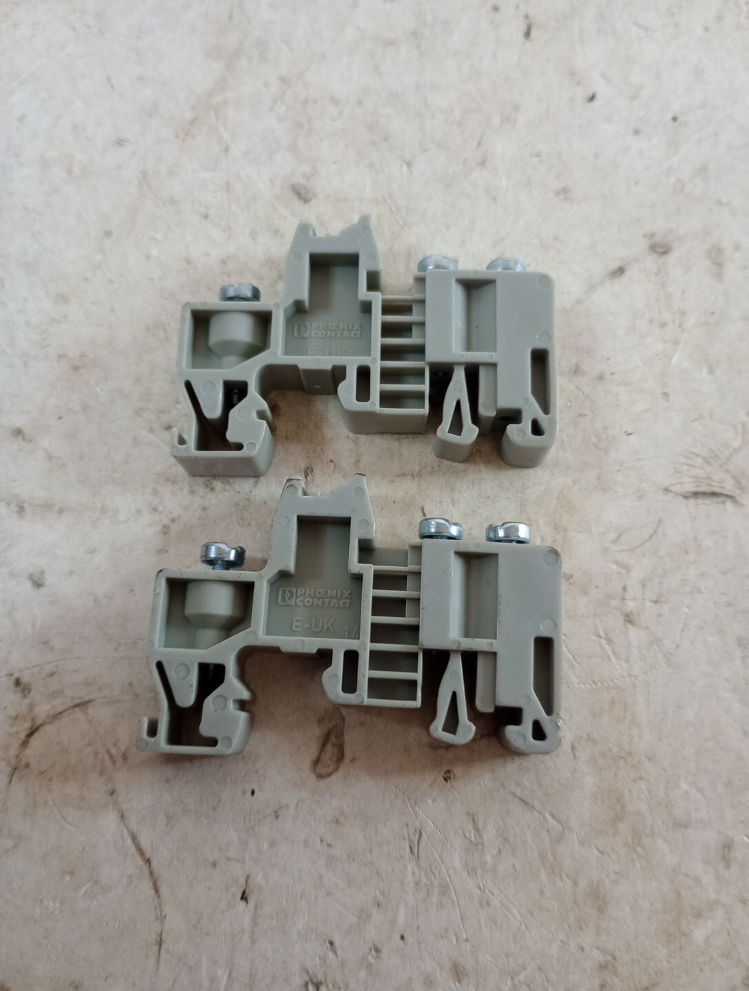 Phoenix Contact E-UK End Clamp Lot of 2