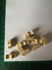 10 Holz-Schuhe ca. 1,9 x 1,7 cm / Wichtel / Elfen mit Lochbohrung