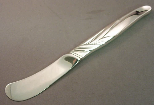 SOUTHWIND- TOWLE STERLING HH BUTTER SPREADER(S)