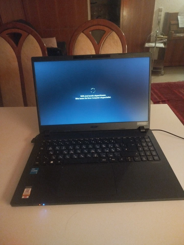 Acer TravelMate P2 TMP215-54-53DG - Neuwertig, Garantie bis 09/2026 - Bild 2 von 4