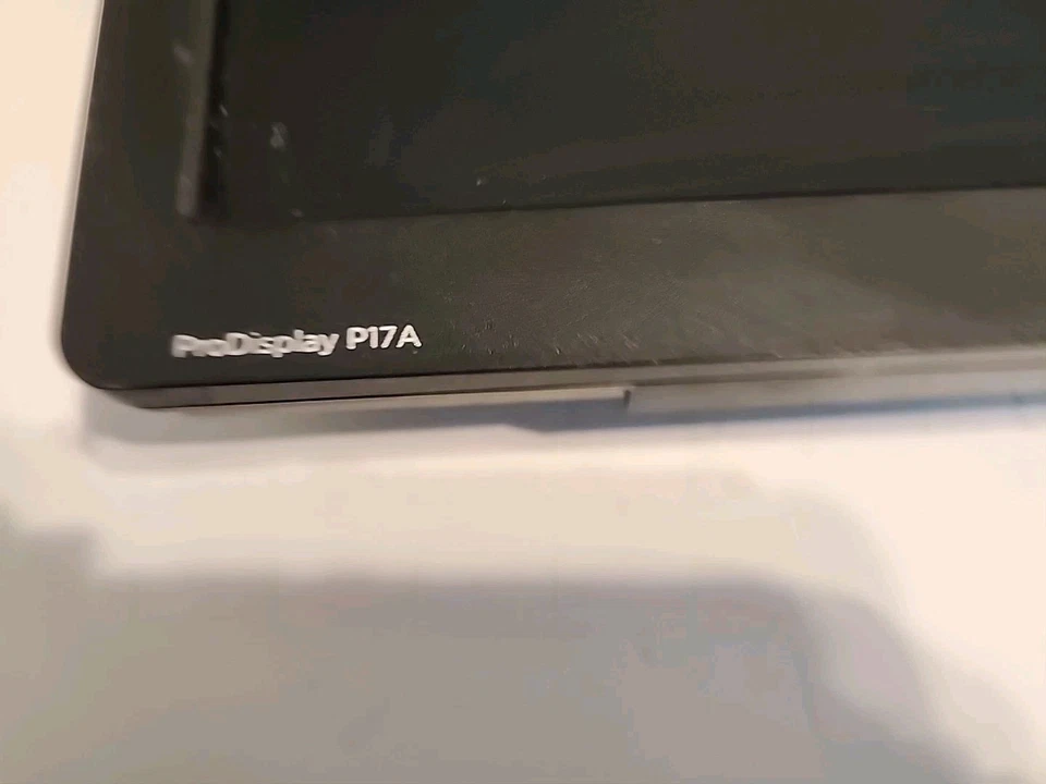 HP ProDisplay P17A 17-inch 5:4 LED Backlit Monitor Black - Free Shipping - Image 2 of 4