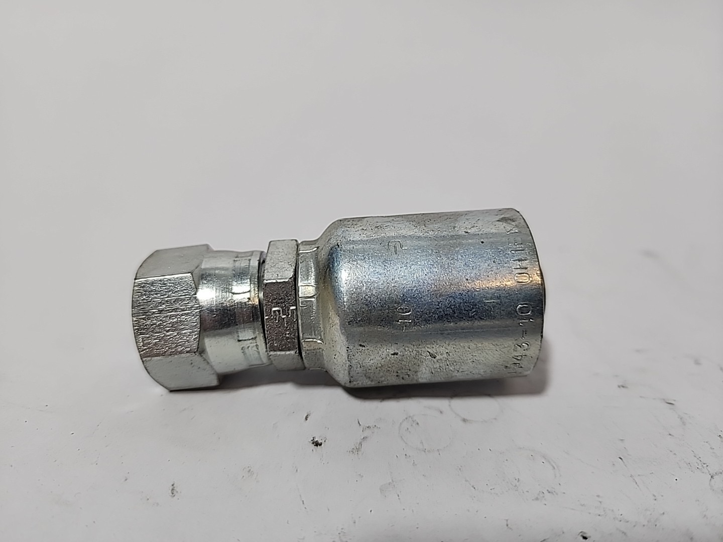 Parker Hydraulic Fitting 10643-10-10 Female JIC (Lot Of 3)