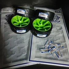 BuzzBreak/OVERDOSE 【BB-RT-004/TOYO TIRES PROXES R888R Drift 26mm+Top Line Off