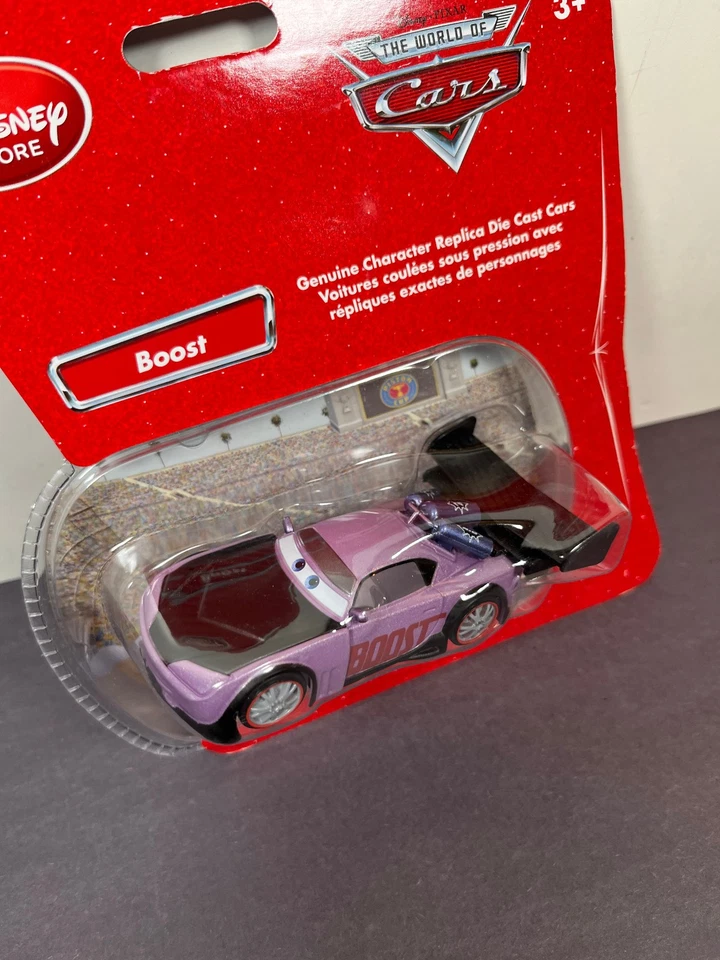 Disney Store Pixar El Mundo de los Coches BOOST 1:43 Die Cast Personaje Coche Figura Foto 3 de 4