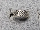 GRANDMA GRABE'S BEAUTIFUL VINTAGE 925 STERLING SILVER 1.43G OPEN BACK RING SZE 2