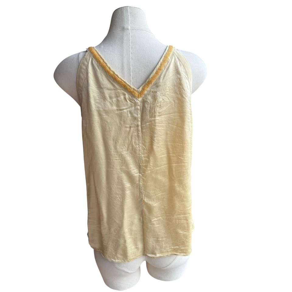 Top sin mangas Banana Republic Heritage para mujer pequeño maíz pálido seda con cuentas Foto 4 de 4