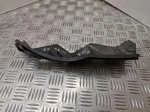 VW PASSAT B6 3C2 Rechte Scheinwerferhalter 3C0807890 1.90 Diesel 77kw 30535857