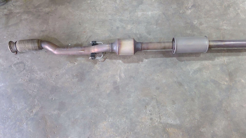 Se adapta a BMW MINI Cooper Clubman 2008-2014 tubo de escape completo de 1,6 l con silenciador Foto 2 de 4