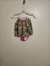 Carhartt Girl's Camo And Pink Long Sleeve Bodysuit Size 24 M