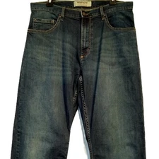 Wrangler Authentics Jeans  Men's 34 x 32   Straight   Boot Cut   Medium Wash GUC