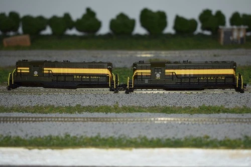 N Scale Set of 2 Seaboard GP-9 Diesel Locomotive Shell C56580