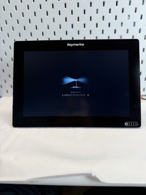 Raymarine Axiom 12 RV MFD Marine GPS E70369