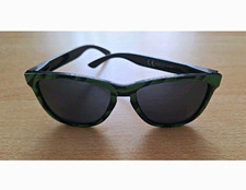 BACARD&Iacute; Sonnenbrille schwarz/gr&uuml;n gemustert mit Logo, Made in China